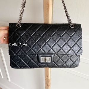 Chanel classic double flap 2.55 Reissue Black 227